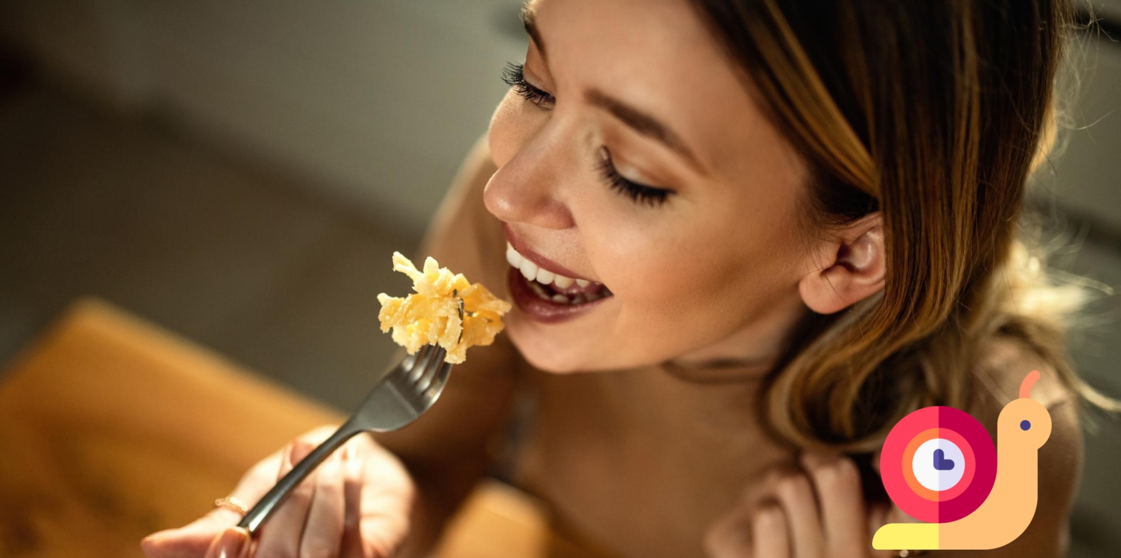 Mangiare e masticare lentamente aiuta la digestione (e non solo)