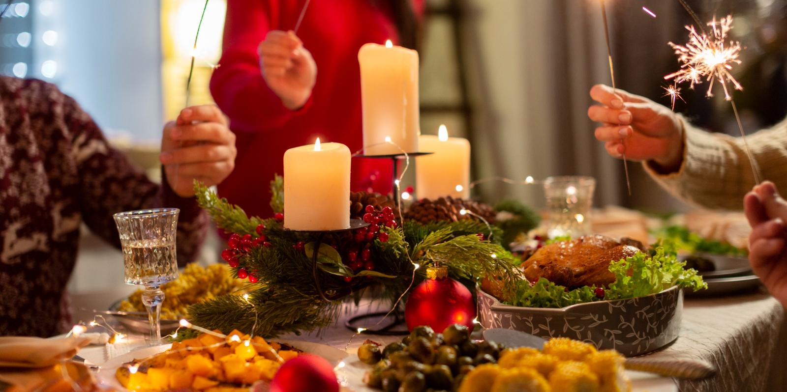 Come comportarsi a tavola durante e dopo le feste